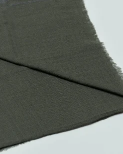 Sciarpa Raja verde militare in pura lana con bordino grigio