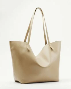 Shopping bag beige linea Never Complete Patrizia Pepe in pelle con scritta logo e punti di cucitura a contrasto