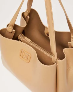 Shopping bag colore cammello Marella in similpelle liscia con fibbia logo smaltata tono su tono