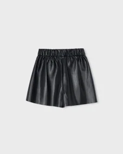 Short Mayoral nero in ecopelle con pinces