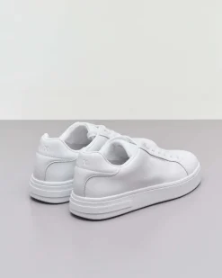 Sneakers Armani Exchange bianche in pelle con logo impresso a lato e sul tallone