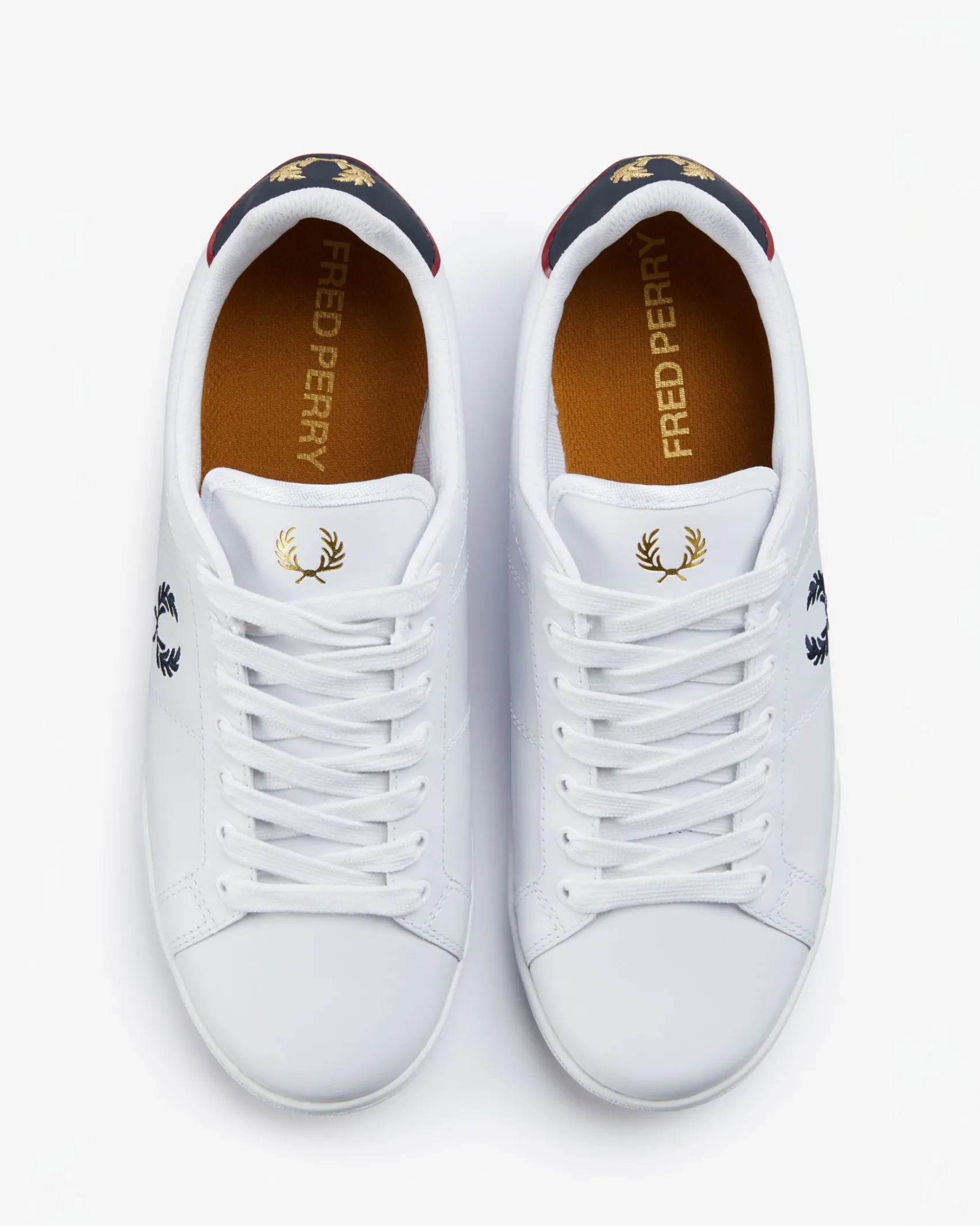 Sneakers bianche in pelle con tallone e logo blu