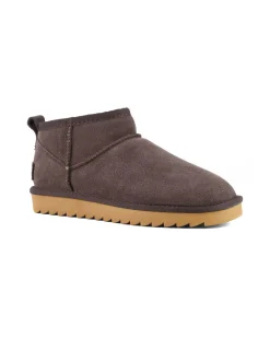 Stivaletto ultra basso color moka in pelle scamosciata con fodera interna in pelo di misto lana tono su tono
