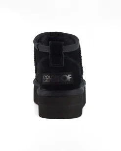 Stivaletto ultra basso nero in pelle scamosciata con suola platorm tono su tono