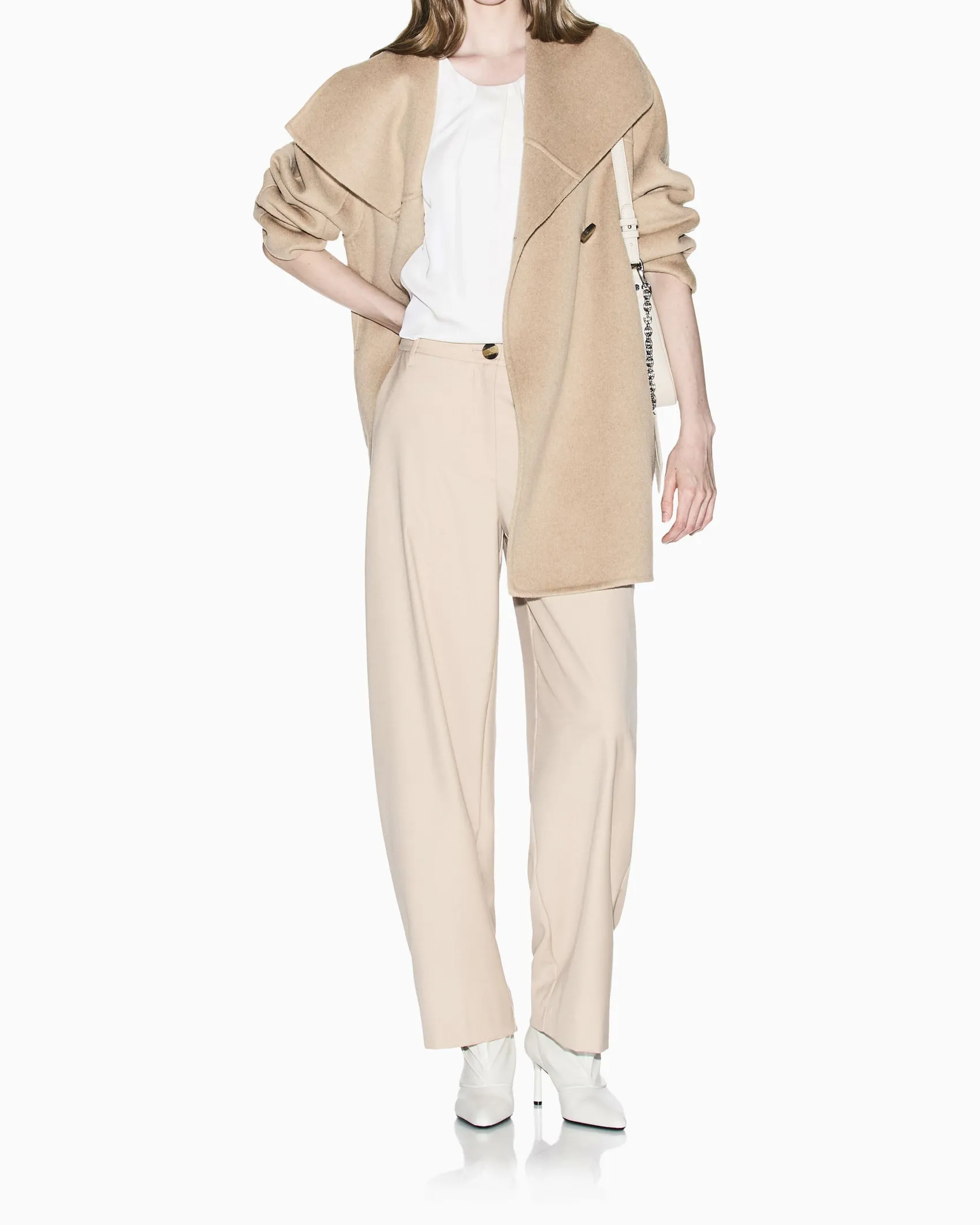 Top Armani Exchange avorio in viscosa con dettaglio drappeggiato sullo scollo