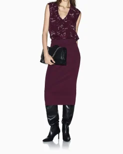 Top Armani Exchange bordeaux in viscosa con stampa foglie e scollo a V