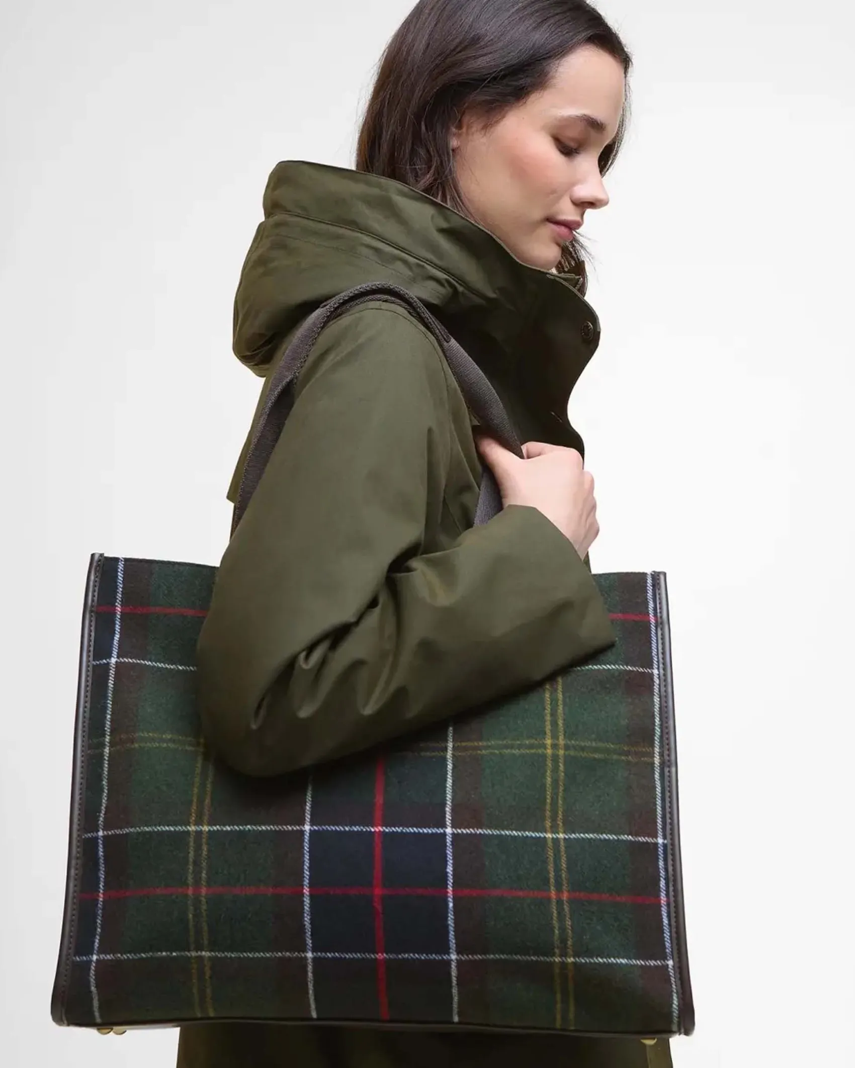 Tote bag Barbour Turnberry in tartan verde e blu di misto lana con manici marroni rifiniti in similpelle
