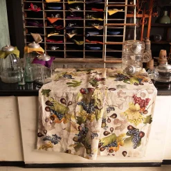 Tovaglia rettangolare in lino beige 160x230cm a stampa uva e fichi