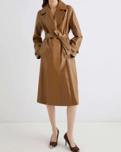 Trench color cuoio Marella in similpelle a doppiopetto con mantellina sulle spalle