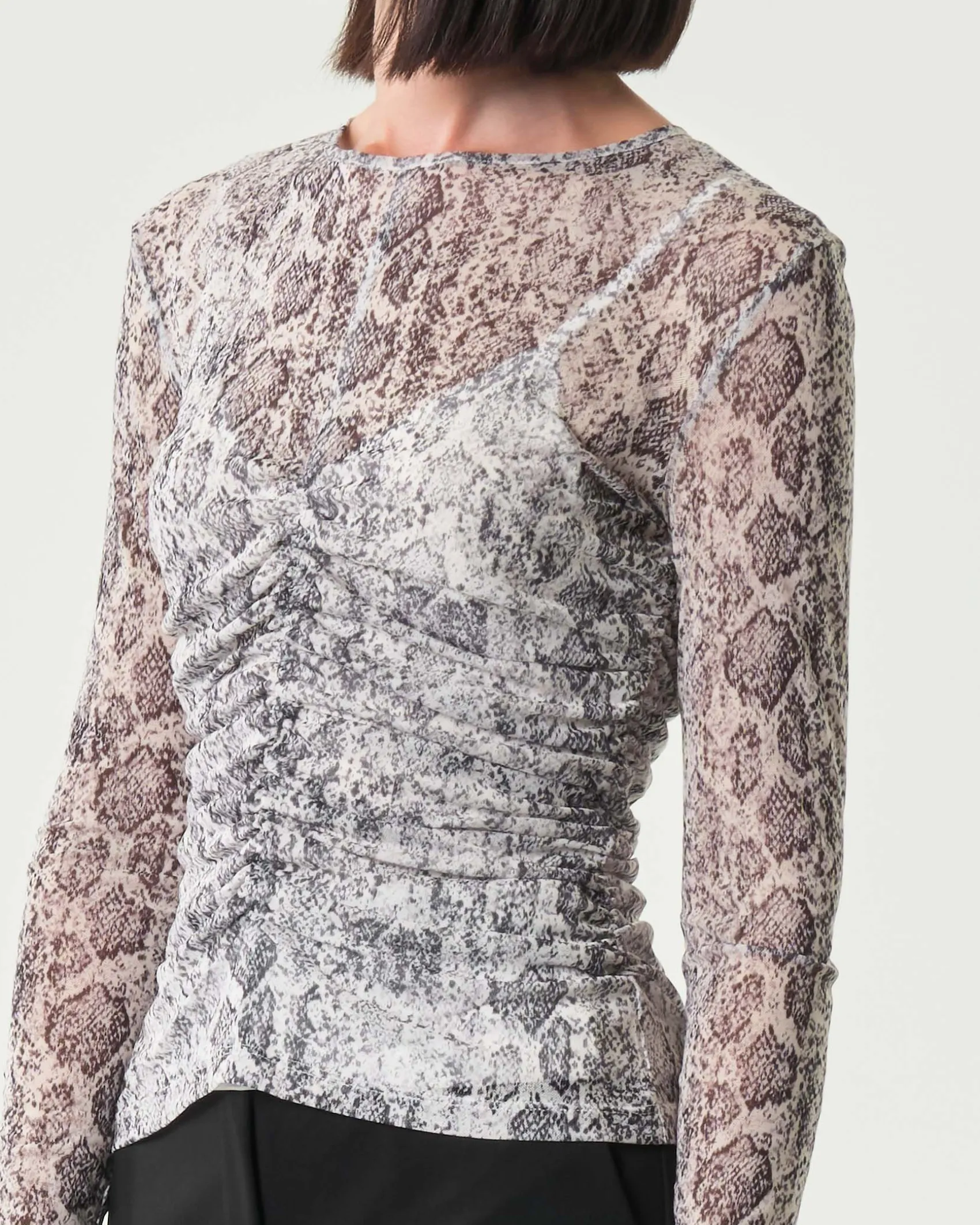 T-shirt aderente a maniche lunghe Emme Marella in tulle a fantasia pitonata con arricciatura sul davanti