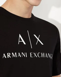 T-shirt Armani Exchange nera in cotone con logo AX stampato in contrasto sul petto