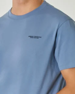 T-shirt avio mezza manica tinta unita con logo piccolo stampato sul petto