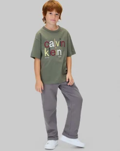 T-shirt Calvin Klein verde oliva in puro cotone con scritta logo multicolor