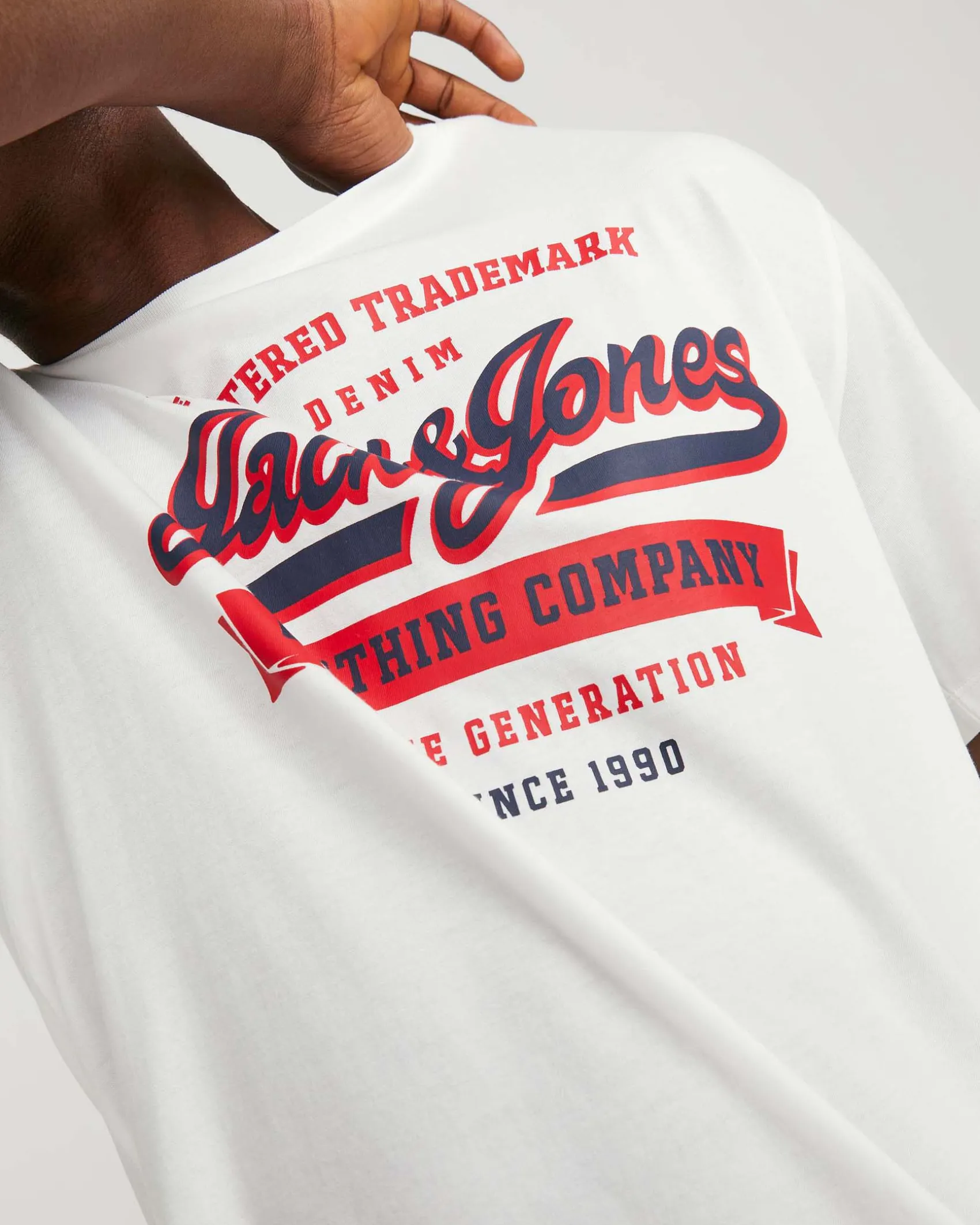T-shirt color panna regular-fit in puro cotone con stampa logo in stile college frontale