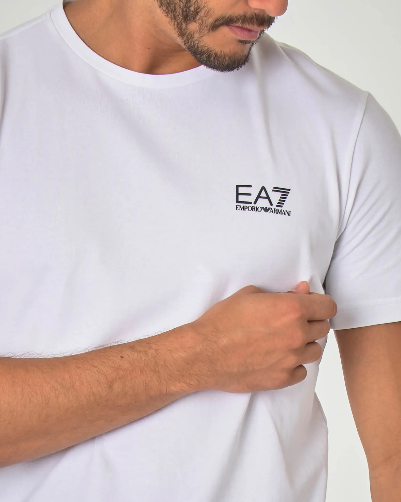 T-shirt EA7 bianca mezza manica in jersey di cotone stretch