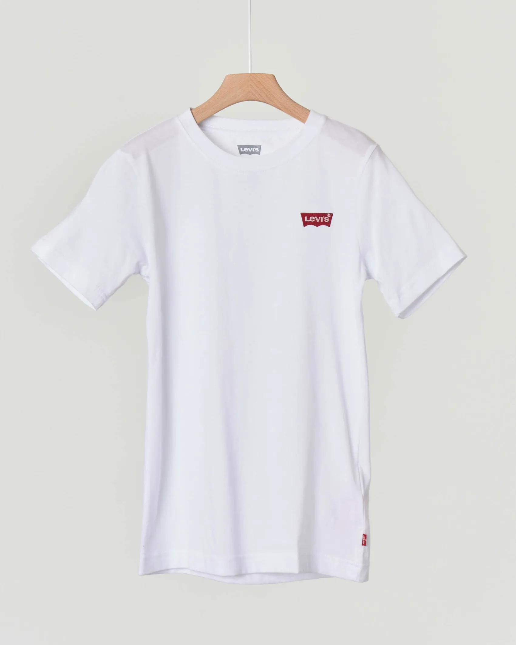 T-shirt Levi's bianca mezza manica con logo batwing piccolo