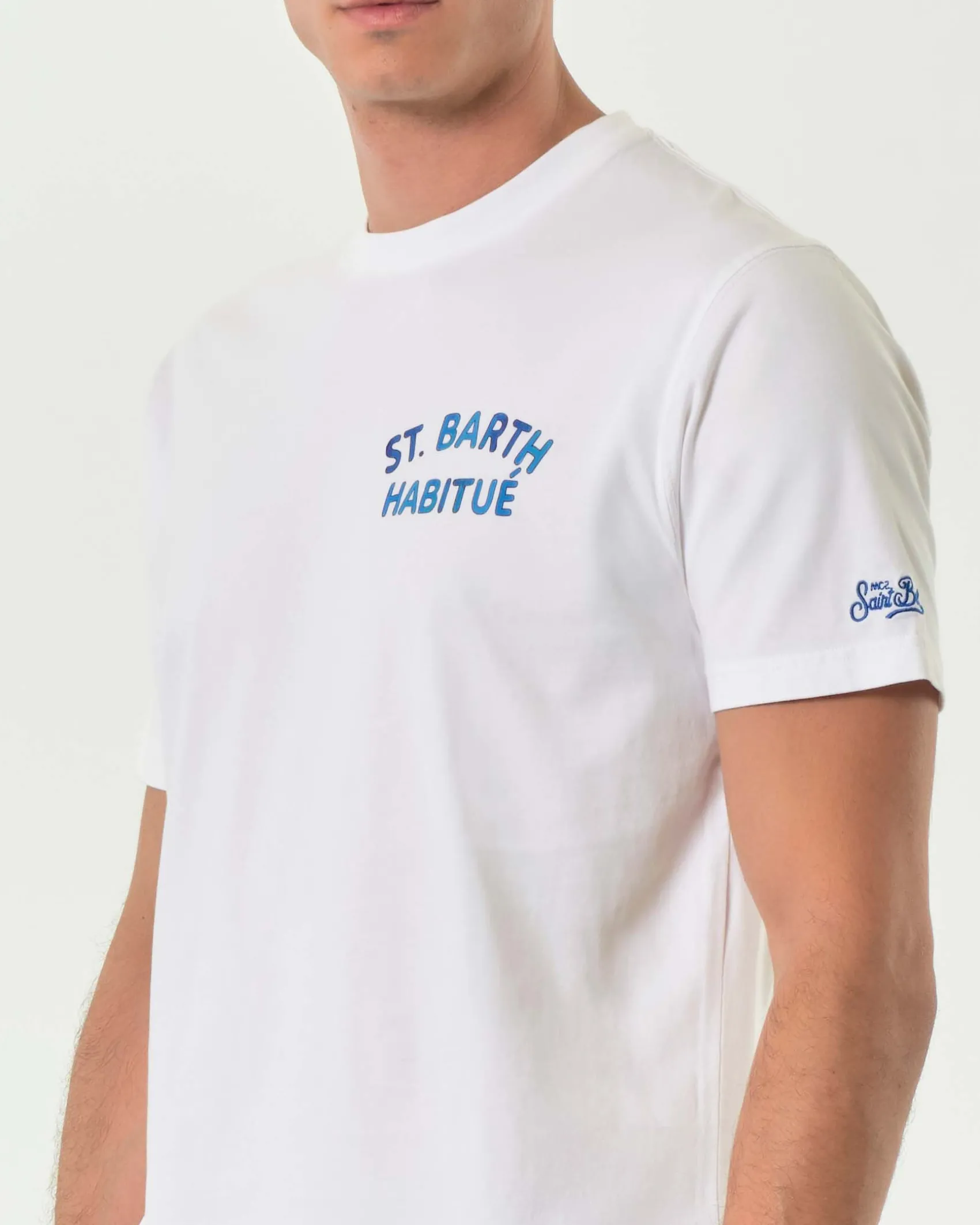 T-shirt MC2 Saint Barth bianca con stampa St. Barth Habitué piccola sul petto e maxi sul retro