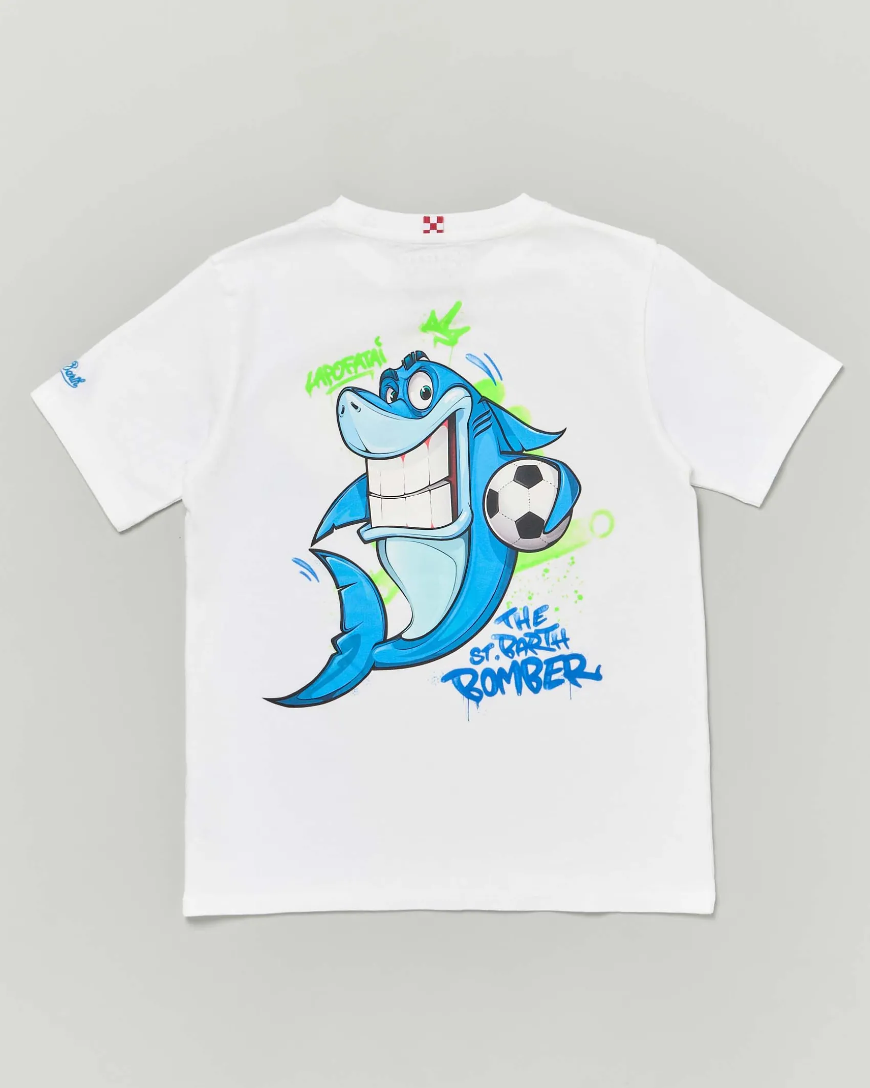 T-shirt MC2 Saint Barth bianca con squalo Bomber e palla da calcio