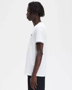 T-shirt mezza manica Fred Perry bianca con bordino nero