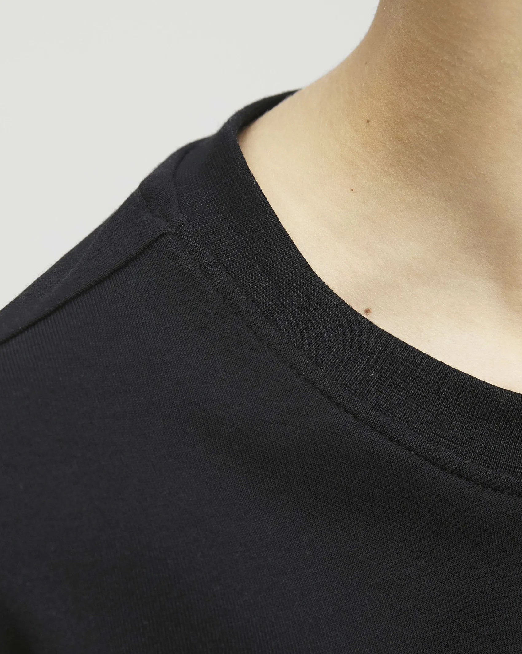 T-shirt mezza manica Jack & Jones nero con logo nero