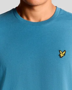 T-shirt mezza manica Lyle & Scott celeste in cotone con logo aquila gialla ricamata sul petto