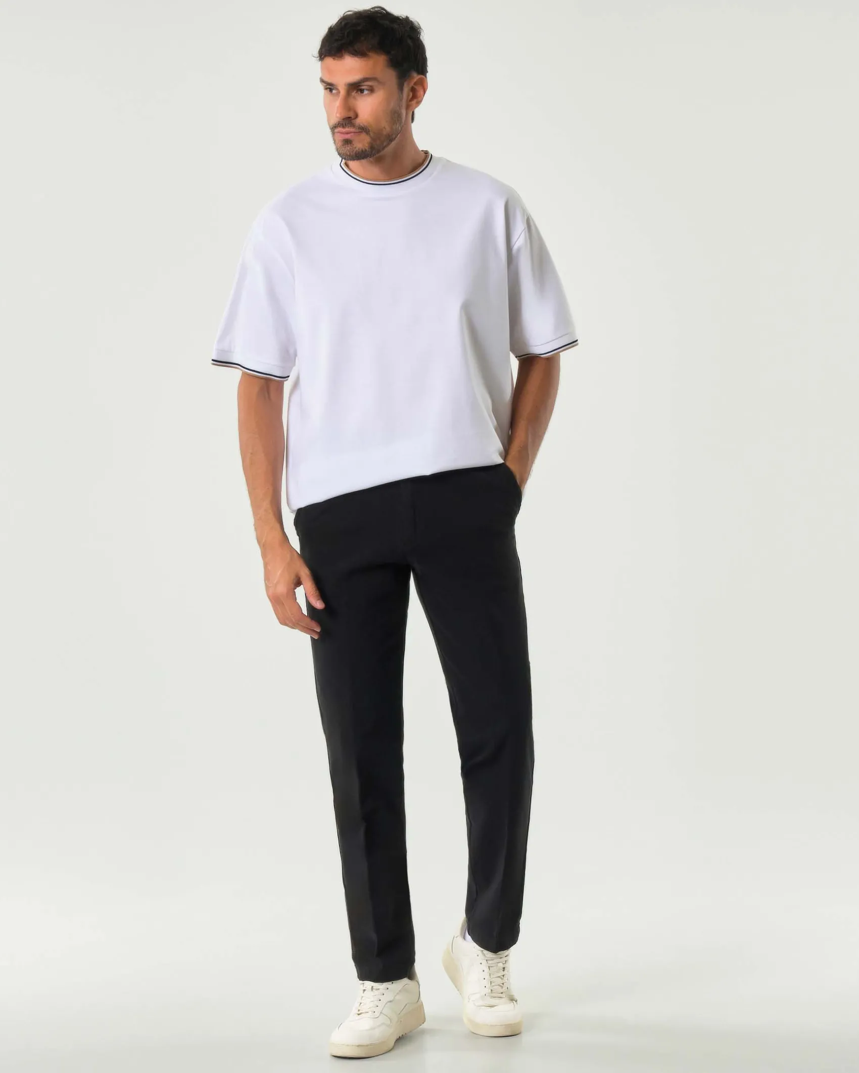 T-shirt mezza manica relaxed-fit Boss bianca con bordino in contrasto