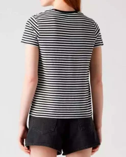 T-shirt nera a righe bianche Levi's® in cotone con micro logo Batwing ricamato sul petto