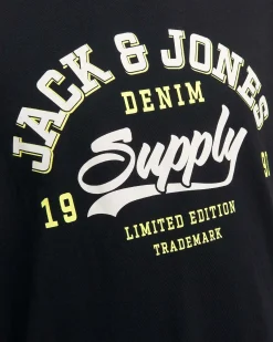 T-shirt nera regular-fit in puro cotone con stampa logo frontale in stile college frontale