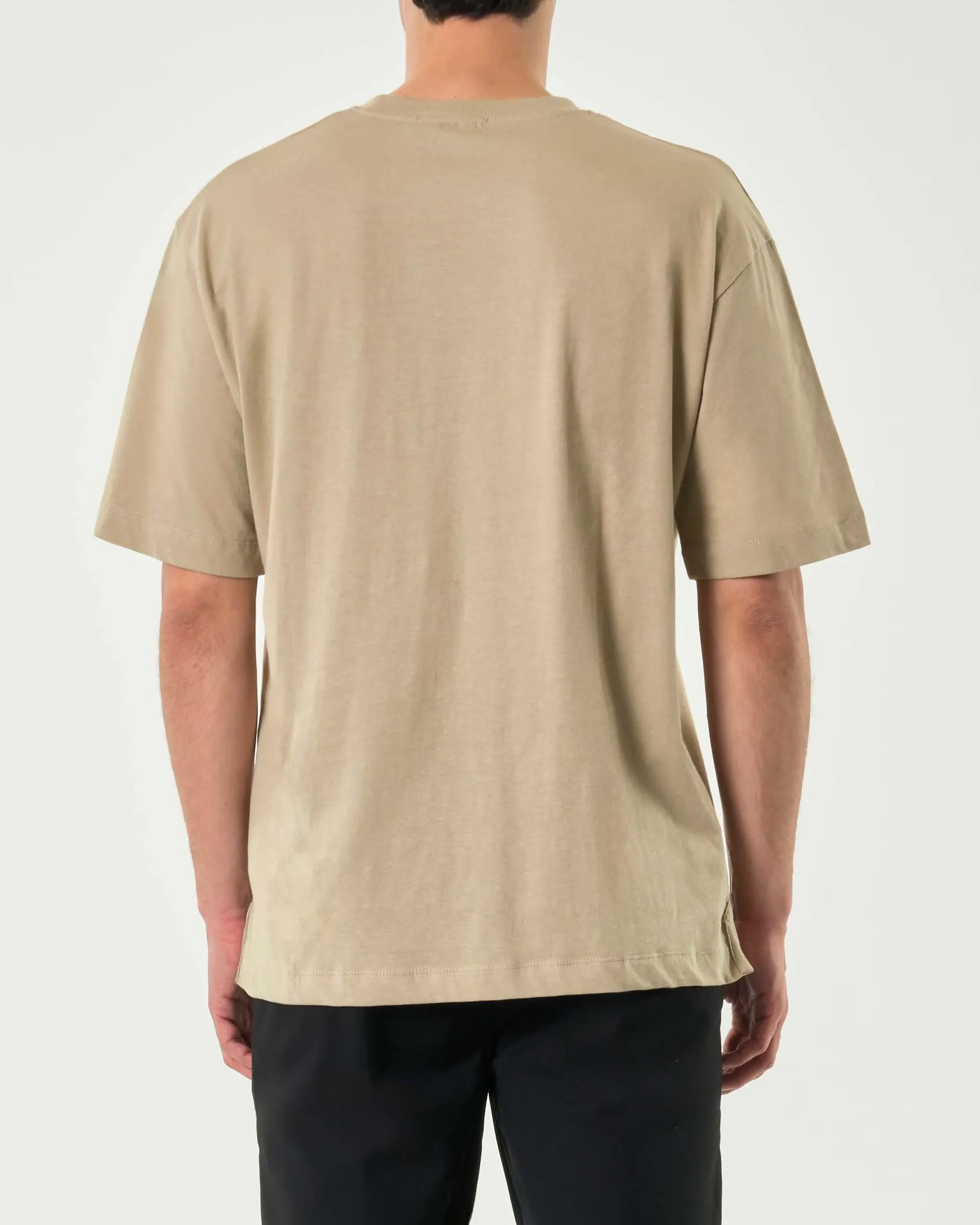 T-shirt oversize Paul Baker sabbia in puro cotone con taschino