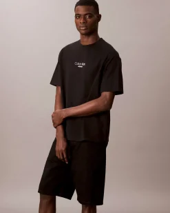 T-shirt relaxed-fit Calvin Klein Jeans nera in cotone con logo stampato sul petto