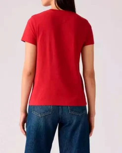 T-shirt rossa Levi's® in cotone con micro logo Batwing ricamato sul petto