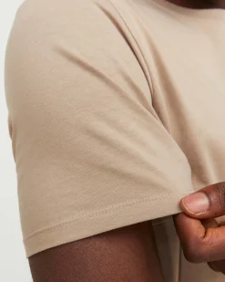 T-shirt tinta unita beige regular-fit in puro cotone con scollo a giro