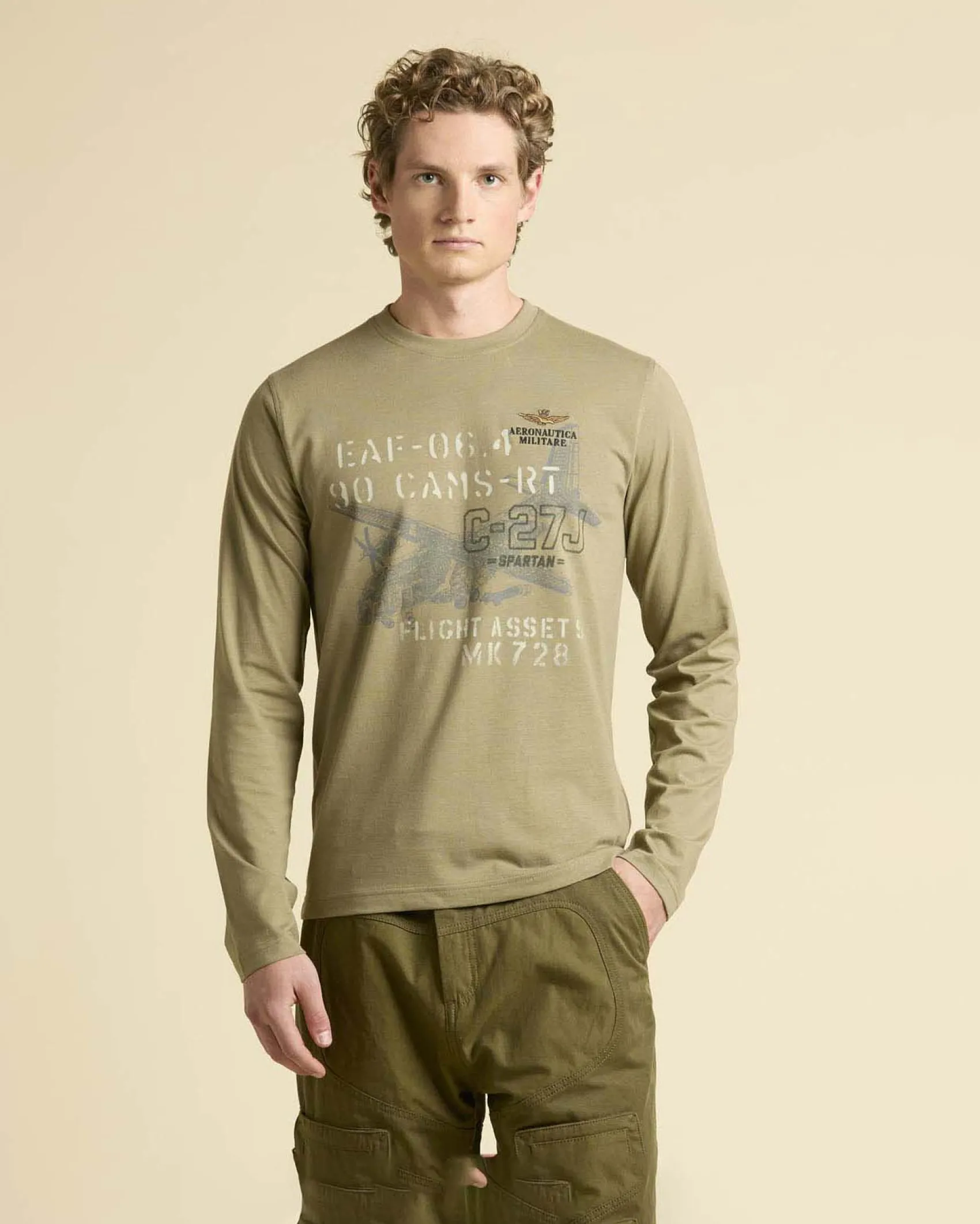 T-shirt verde salvia manica lunga Aeronautica Militare con stampa aereo