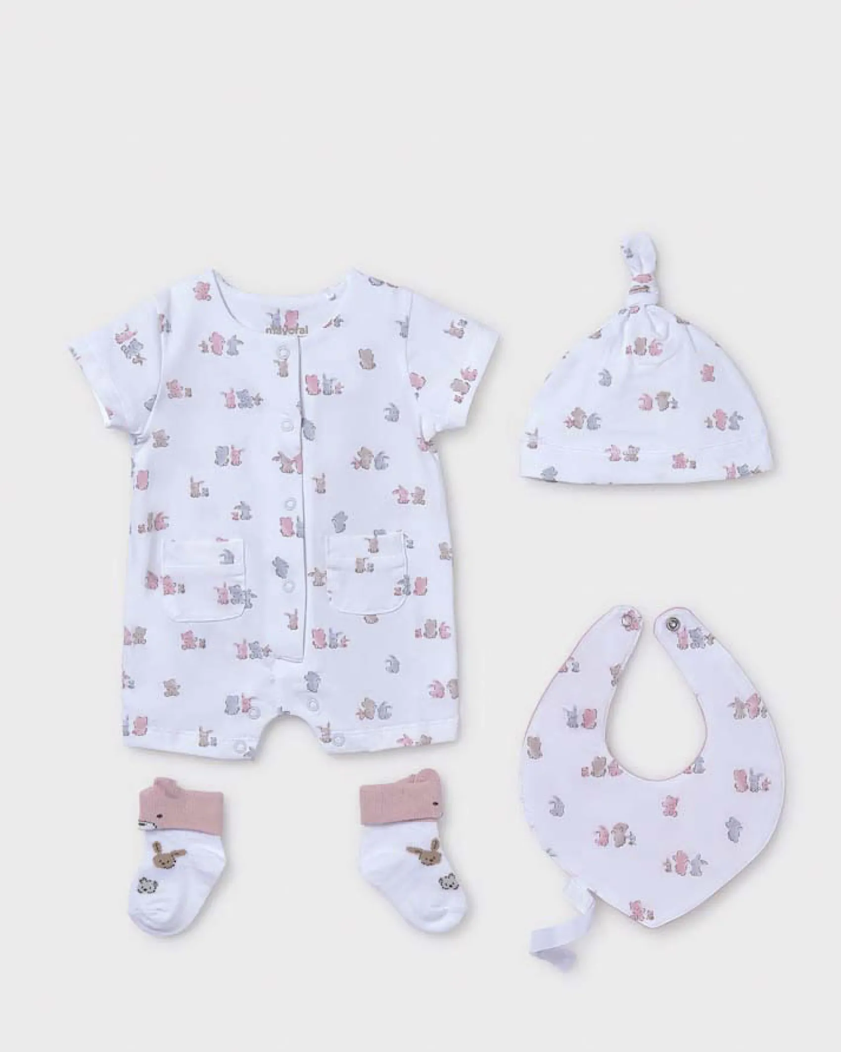 Tutina bianca e rosa con set 3 pezzi bavaglino calzini e cappellino coordinati