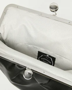 Zaino nero in pelle Weekend Max Mara con chiusura metallica a sfere personalizzate